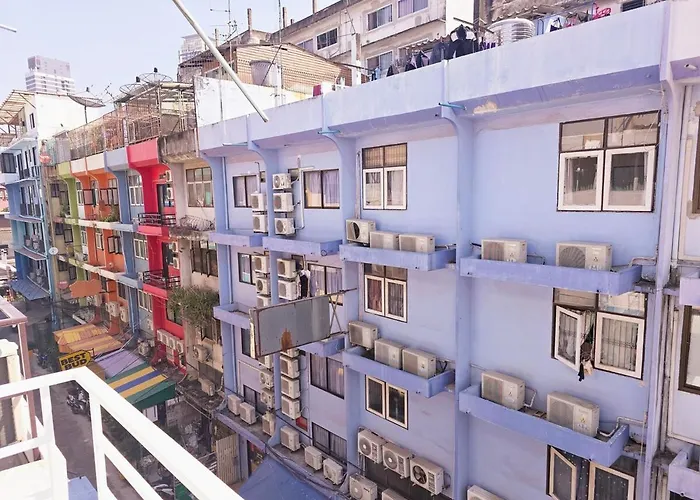 Crane Nest 11 Colorful View And Balcony